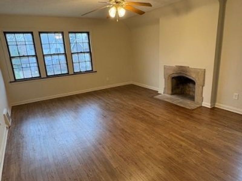 979 Oxford Road , Cleveland Heights, OH 44121 Photo 20