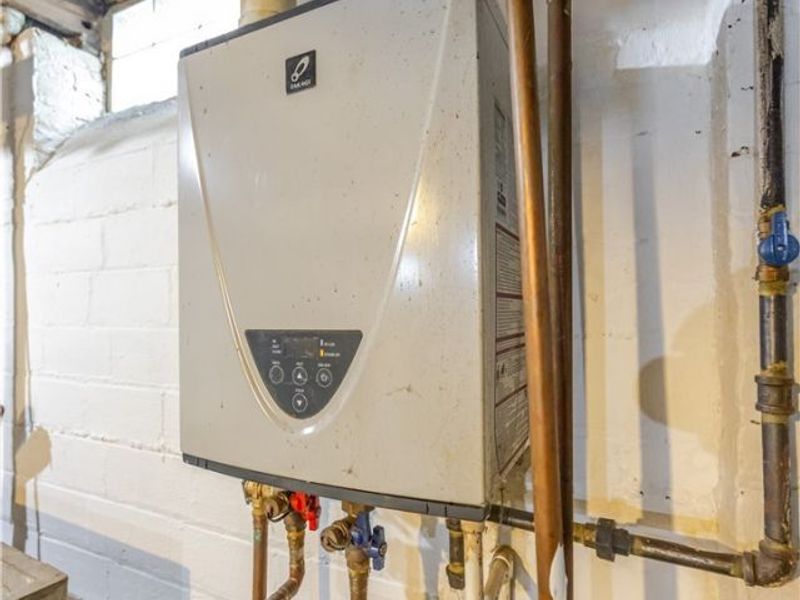 979 Oxford Road , Cleveland Heights, OH 44121 Photo 29