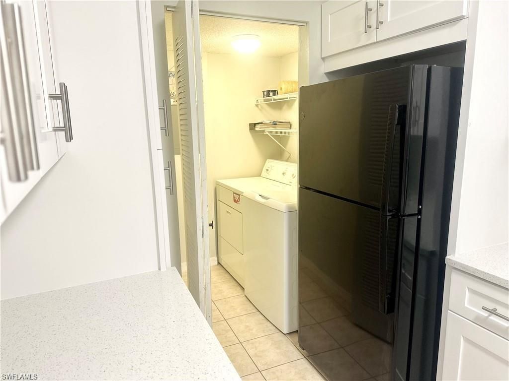 8940 Colonnades Ct E, Unit 725, Bonita Springs, FL 34135 Photo