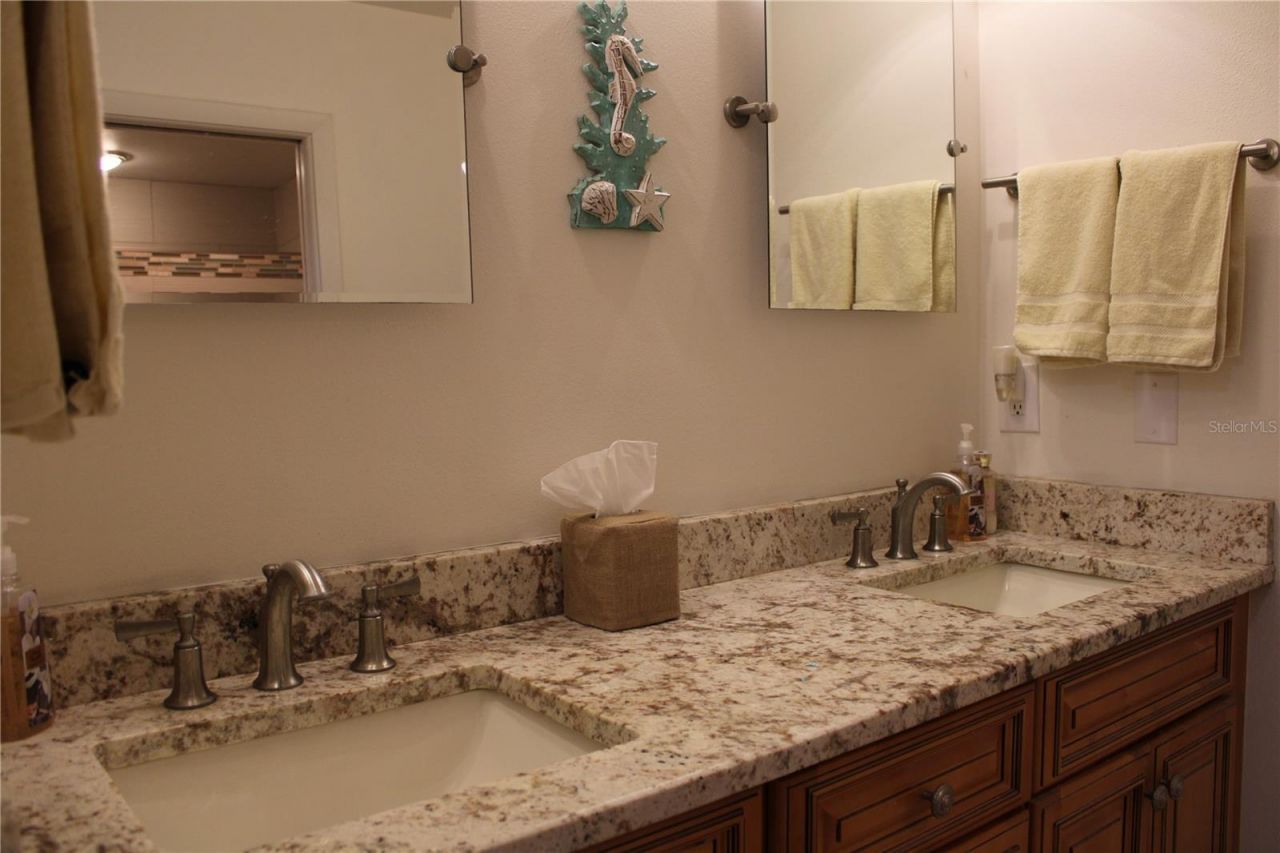 7909 4th Avenue W, Unit 12, Bradenton, FL 34209 Photo