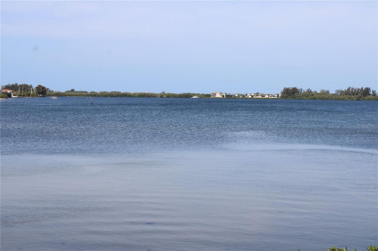 7909 4th Avenue W, Unit 12, Bradenton, FL 34209 Photo