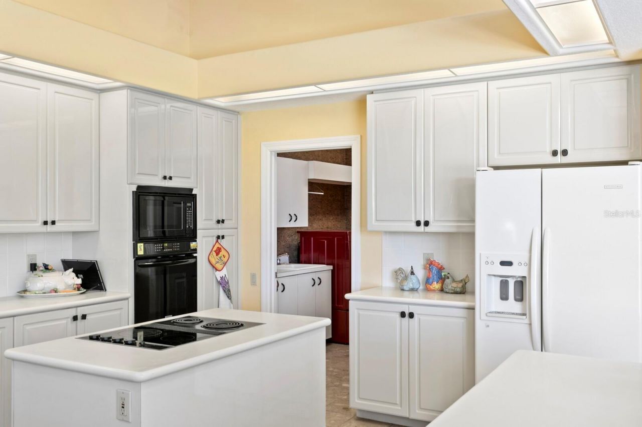 7361 Watersilk Drive, Pinellas Park, FL 33782 Photo