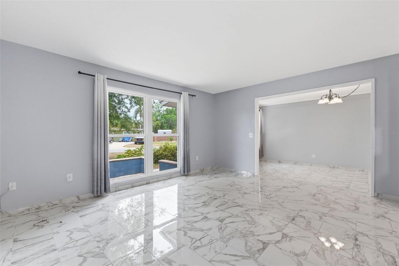 3230 51st Street N, Saint Petersburg, FL 33710 Photo