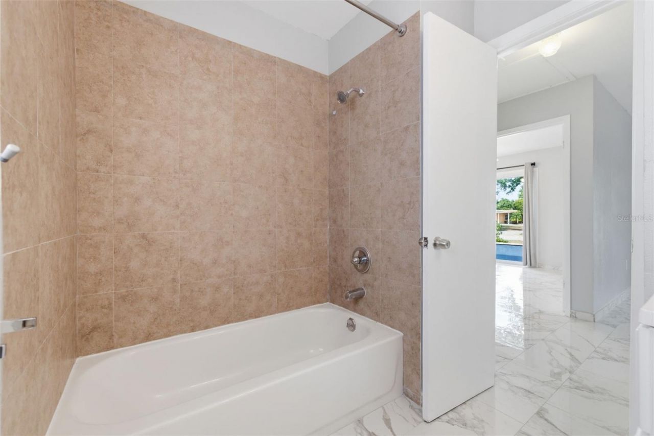 3230 51st Street N, Saint Petersburg, FL 33710 Photo