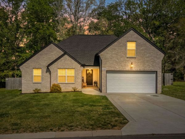 1183 Preston Way , Goodlettsville, TN 37072