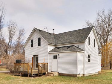 222 2nd Avenue S, Bowlus, MN 56314