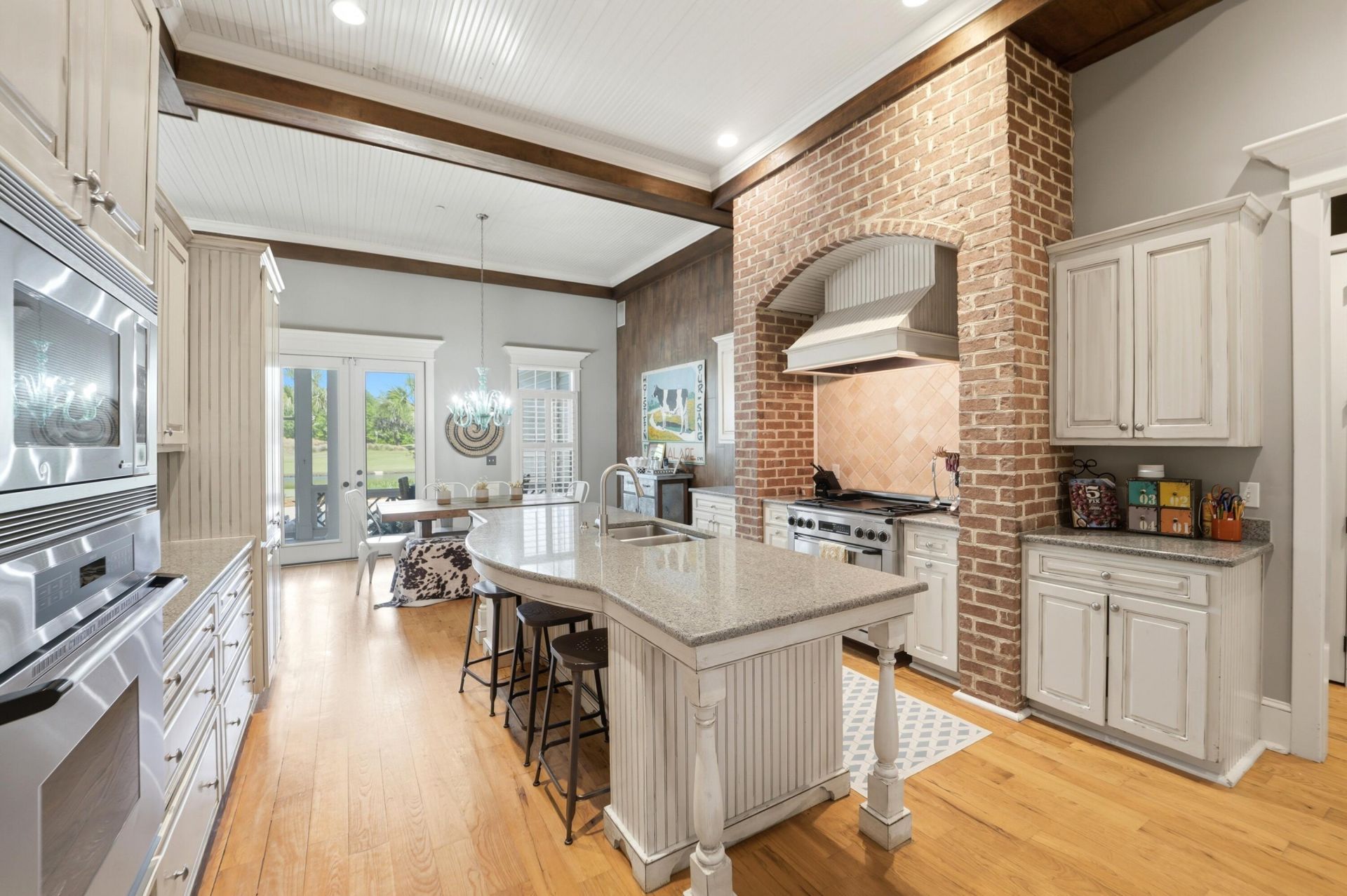 1833 Shell Ring Circle Photo 21