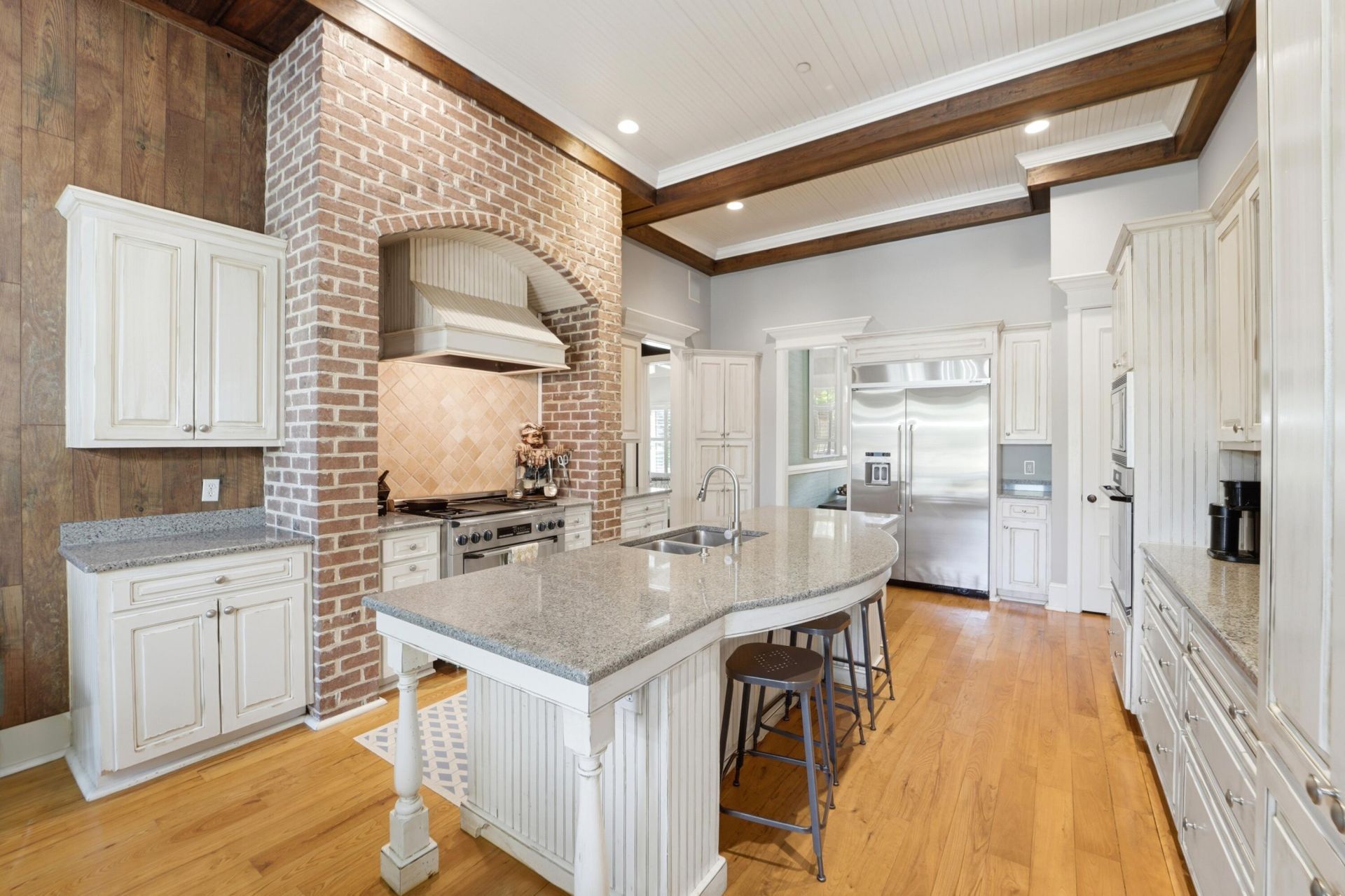 1833 Shell Ring Circle Photo 22