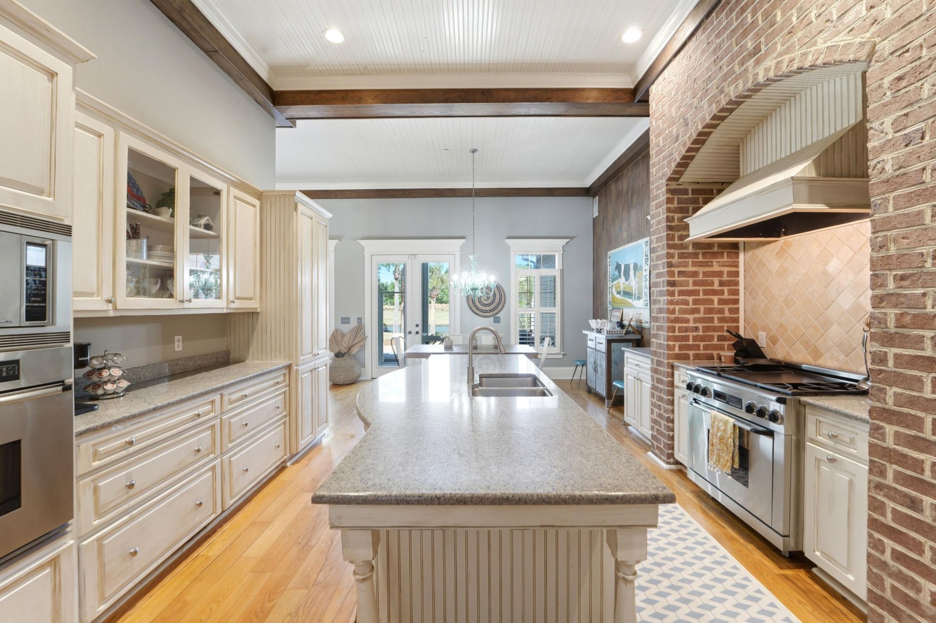 1833 Shell Ring Circle Photo 24