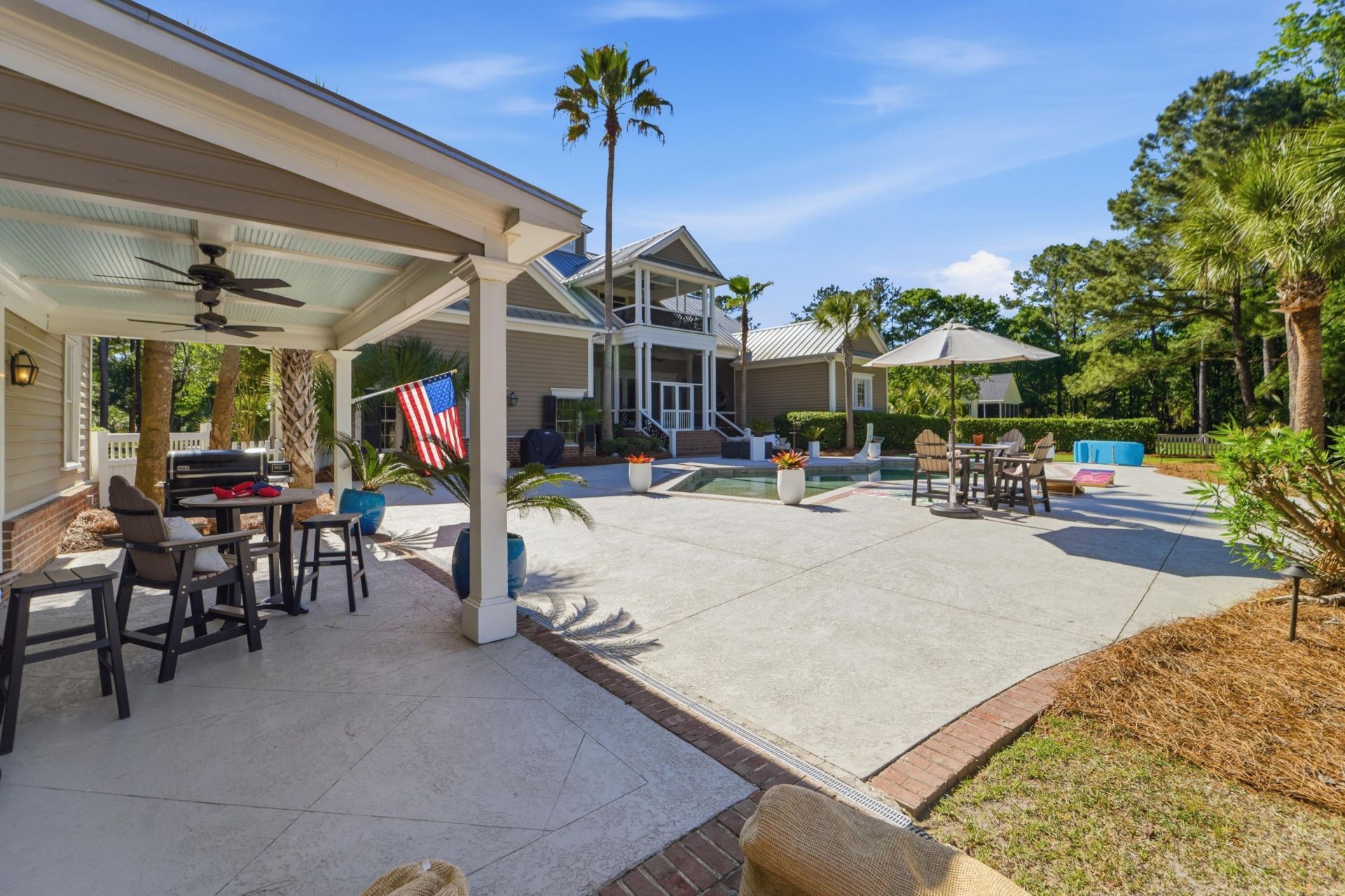 1833 Shell Ring Circle Photo 36