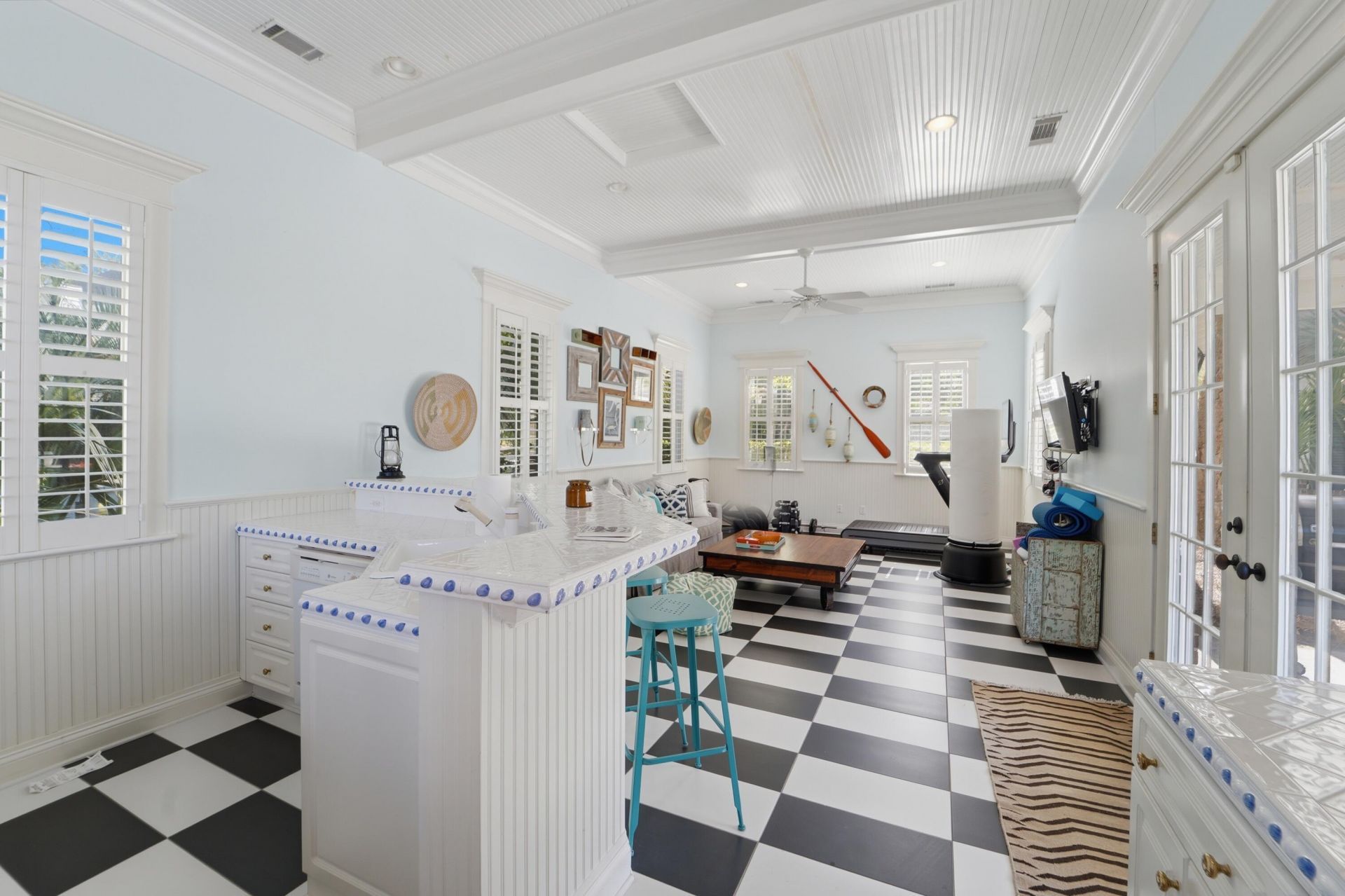 1833 Shell Ring Circle Photo 42