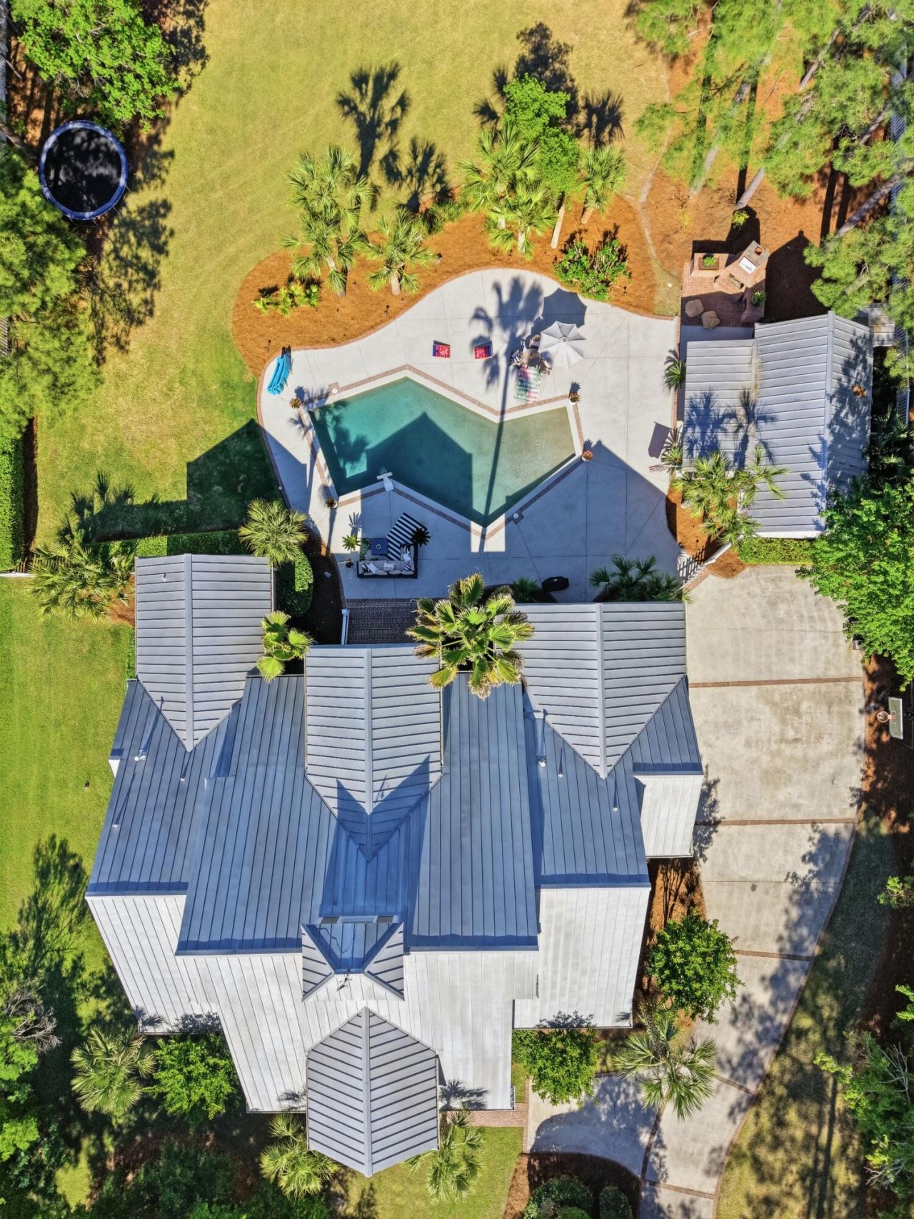 1833 Shell Ring Circle Photo 5