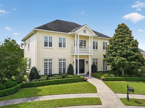 10 NEW BASIN Way , New Orleans, LA 70124