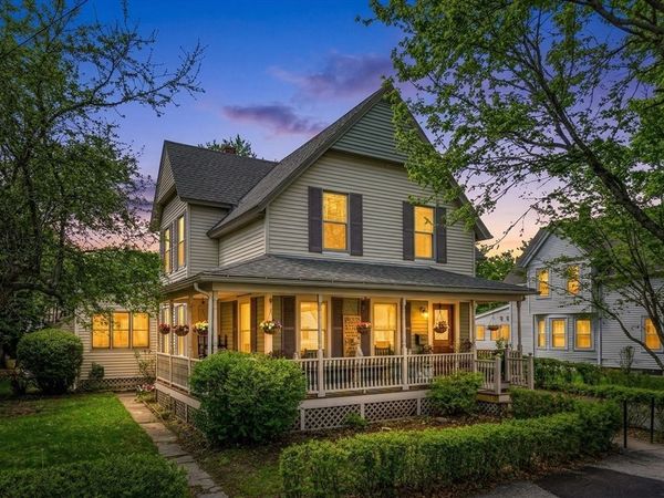 34 Sherbrook Ave, Worcester, MA 01604