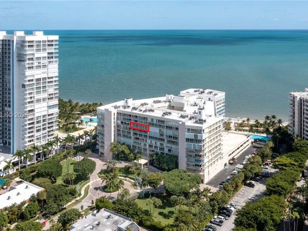 600 Grapetree Dr, Unit 8FS, Key Biscayne, FL 33149