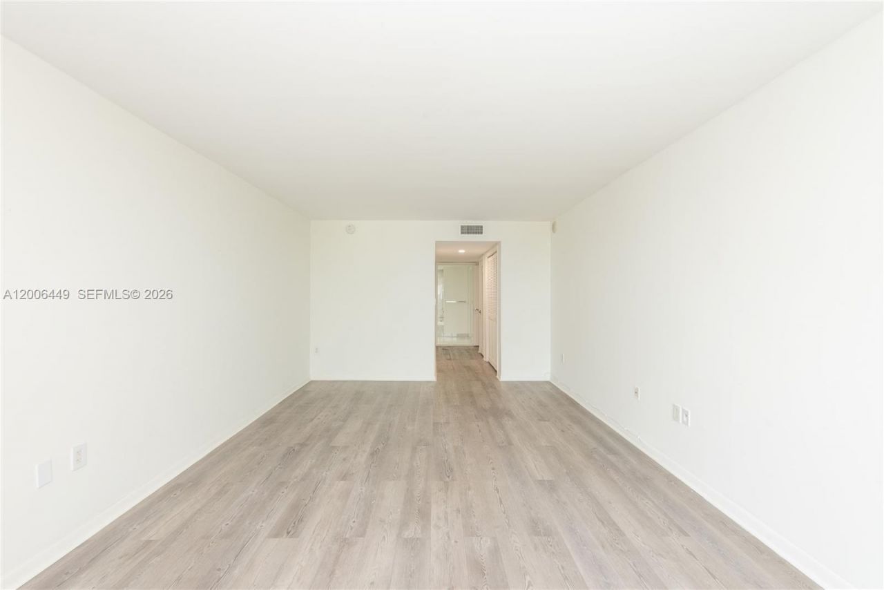 600 Grapetree Dr , Unit 8FS, Key Biscayne, FL 33149 Photo