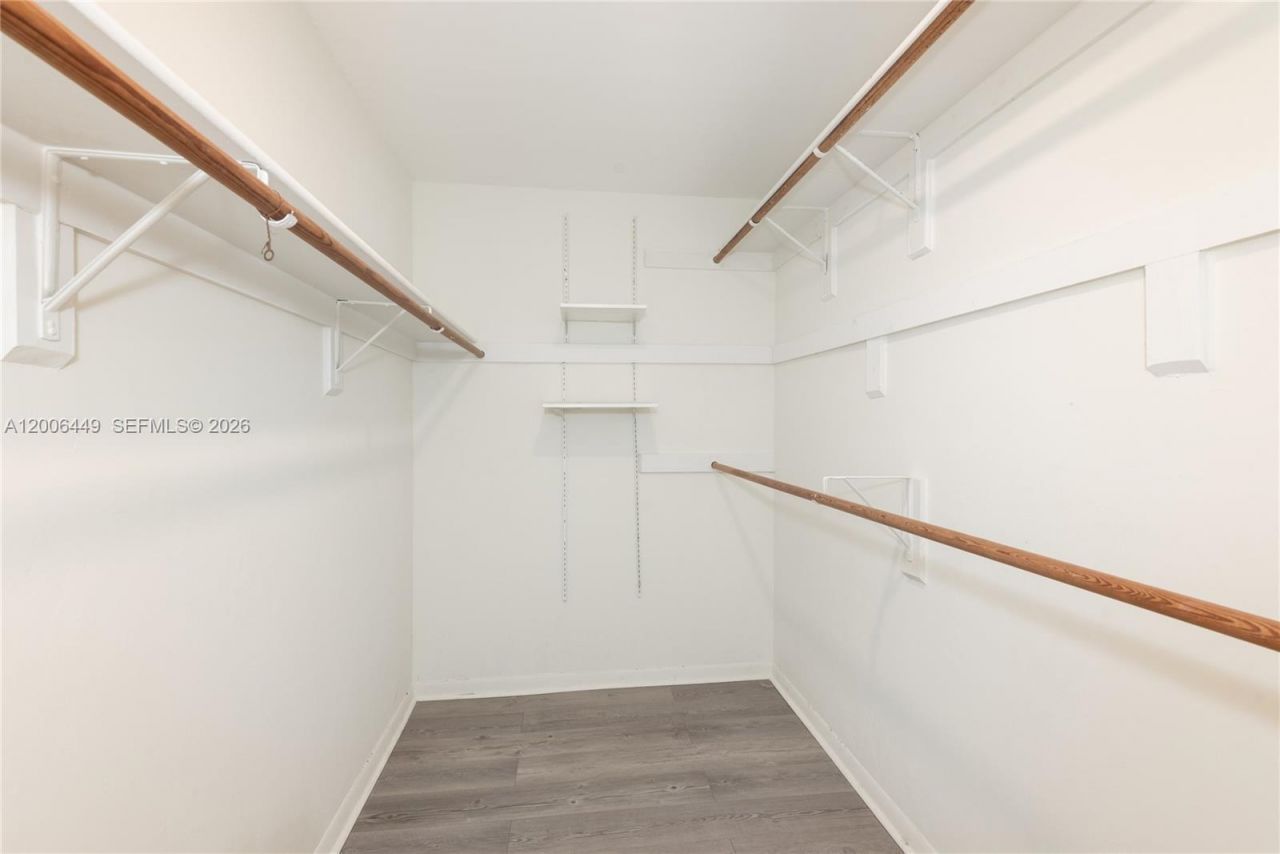 600 Grapetree Dr , Unit 8FS, Key Biscayne, FL 33149 Photo