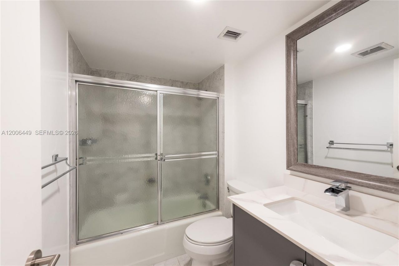 600 Grapetree Dr , Unit 8FS, Key Biscayne, FL 33149 Photo