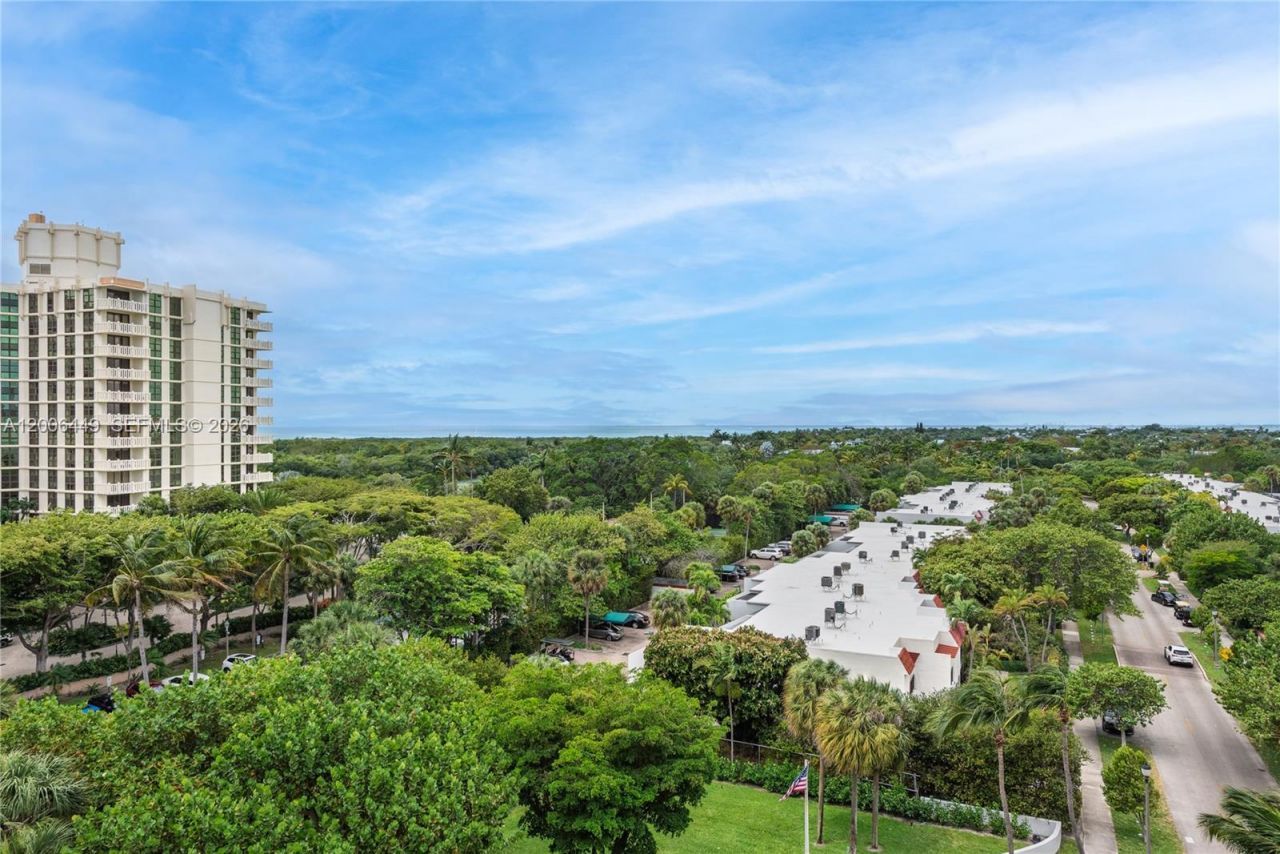 600 Grapetree Dr , Unit 8FS, Key Biscayne, FL 33149 Photo