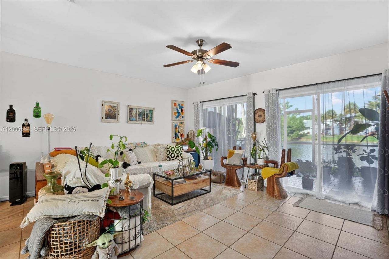 8330 SW 154th Ave, Unit 35, Miami, FL 33193 Photo