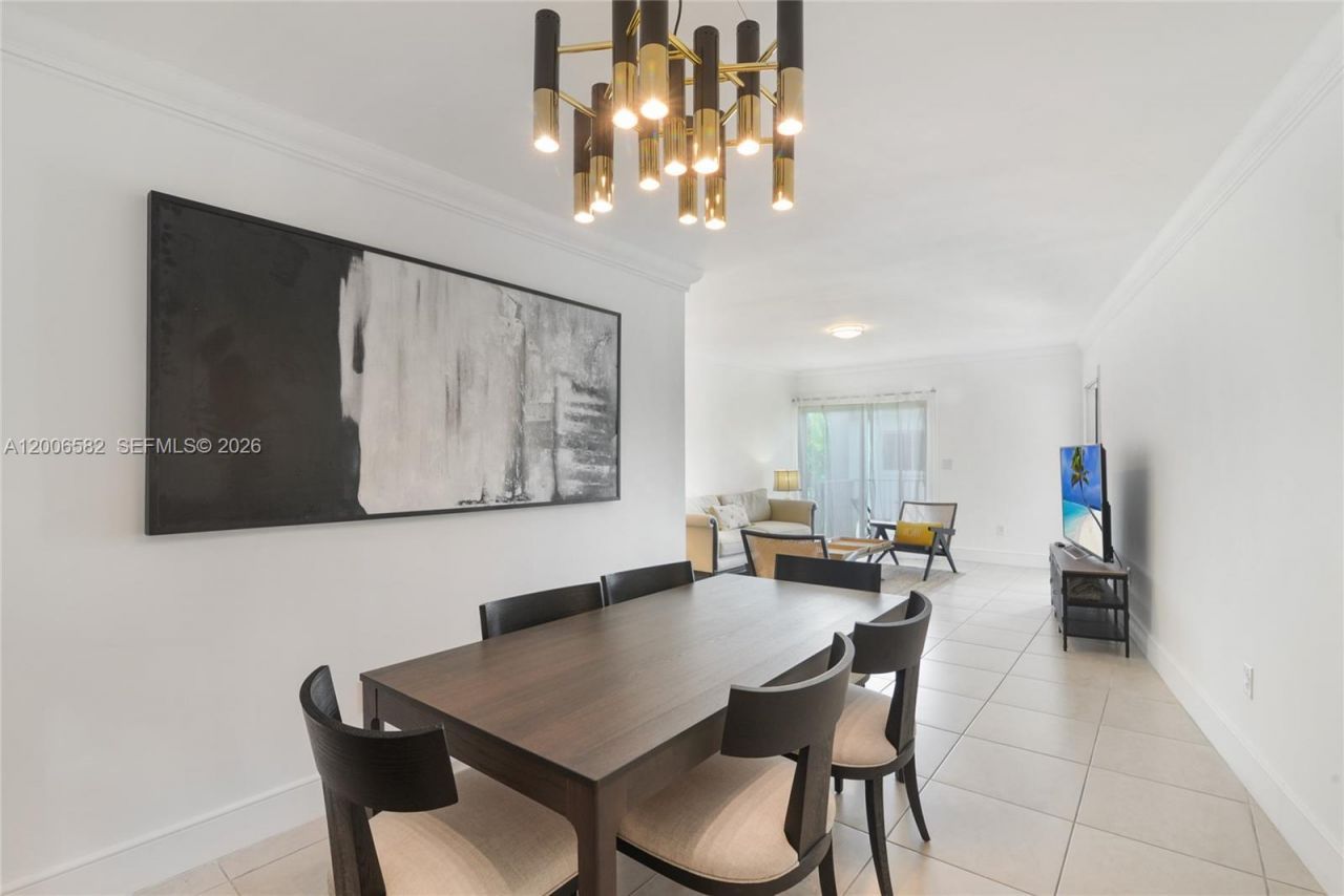 1142 99th St , Unit 24, Bay Harbor Islands, FL 33154 Photo