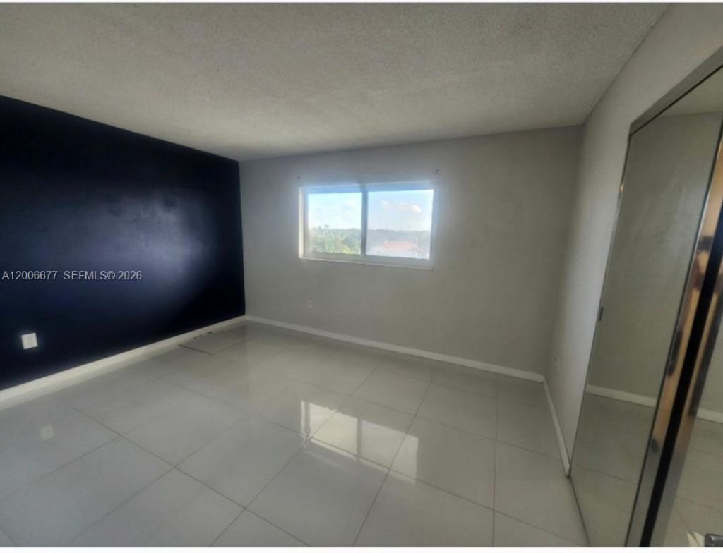 1175 NE Miami Gardens Dr, Unit 703, Miami, FL 33179 Photo