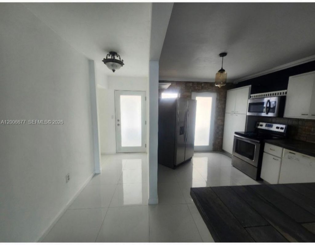 1175 NE Miami Gardens Dr, Unit 703, Miami, FL 33179 Photo