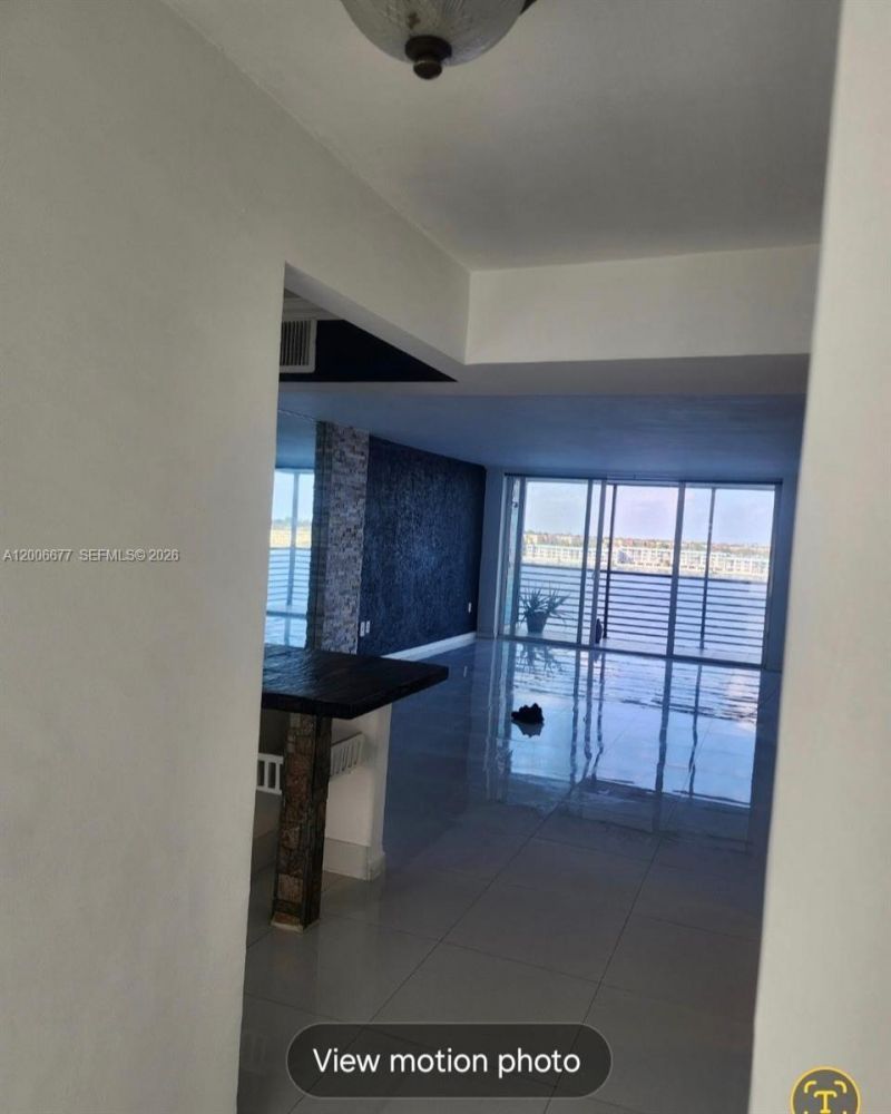 1175 NE Miami Gardens Dr, Unit 703, Miami, FL 33179 Photo