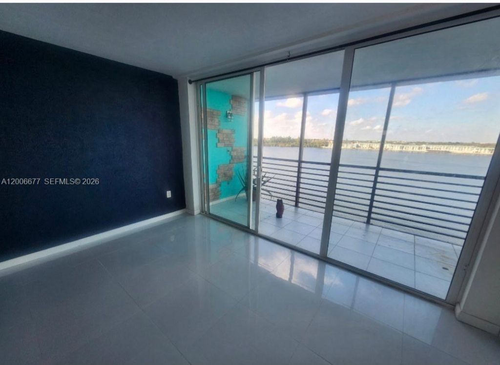 1175 NE Miami Gardens Dr, Unit 703, Miami, FL 33179 Photo