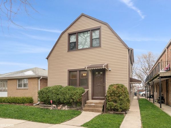 1342 Circle Avenue , Unit 1, Forest Park, IL 60130