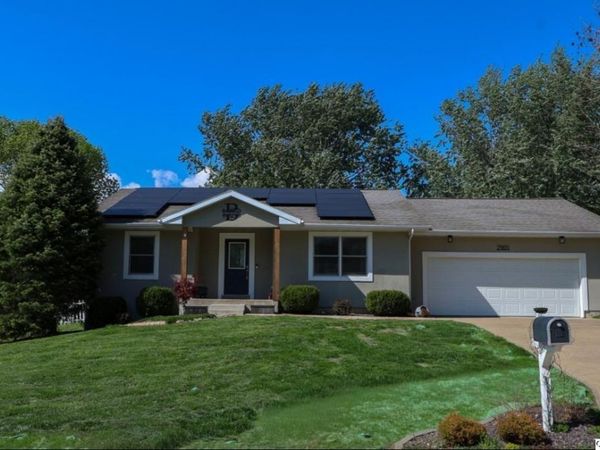 2901 Hayfield Lane, Quincy, IL 62301