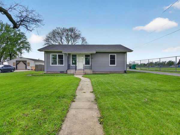 605 S Eastern Avenue , Manhattan, IL 60442