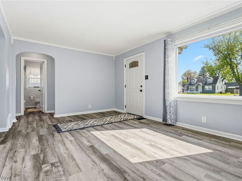 1245 Miles Avenue SW, Canton, OH 44710 Photo 9