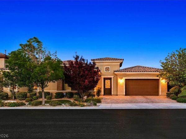 12 Chinese Fir Drive , Las Vegas, NV 89141