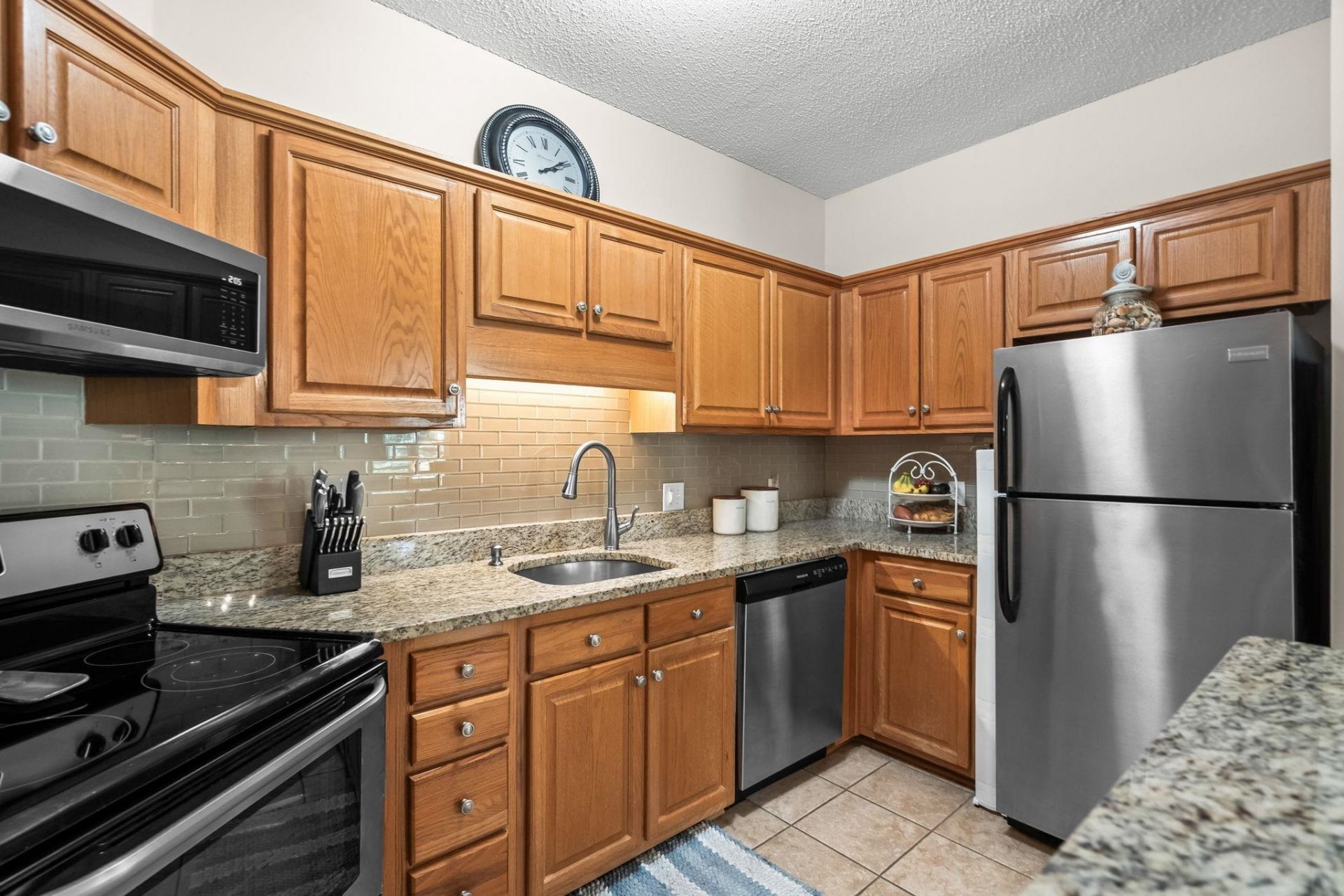 6111 Sweetwater Blvd. Photo 15