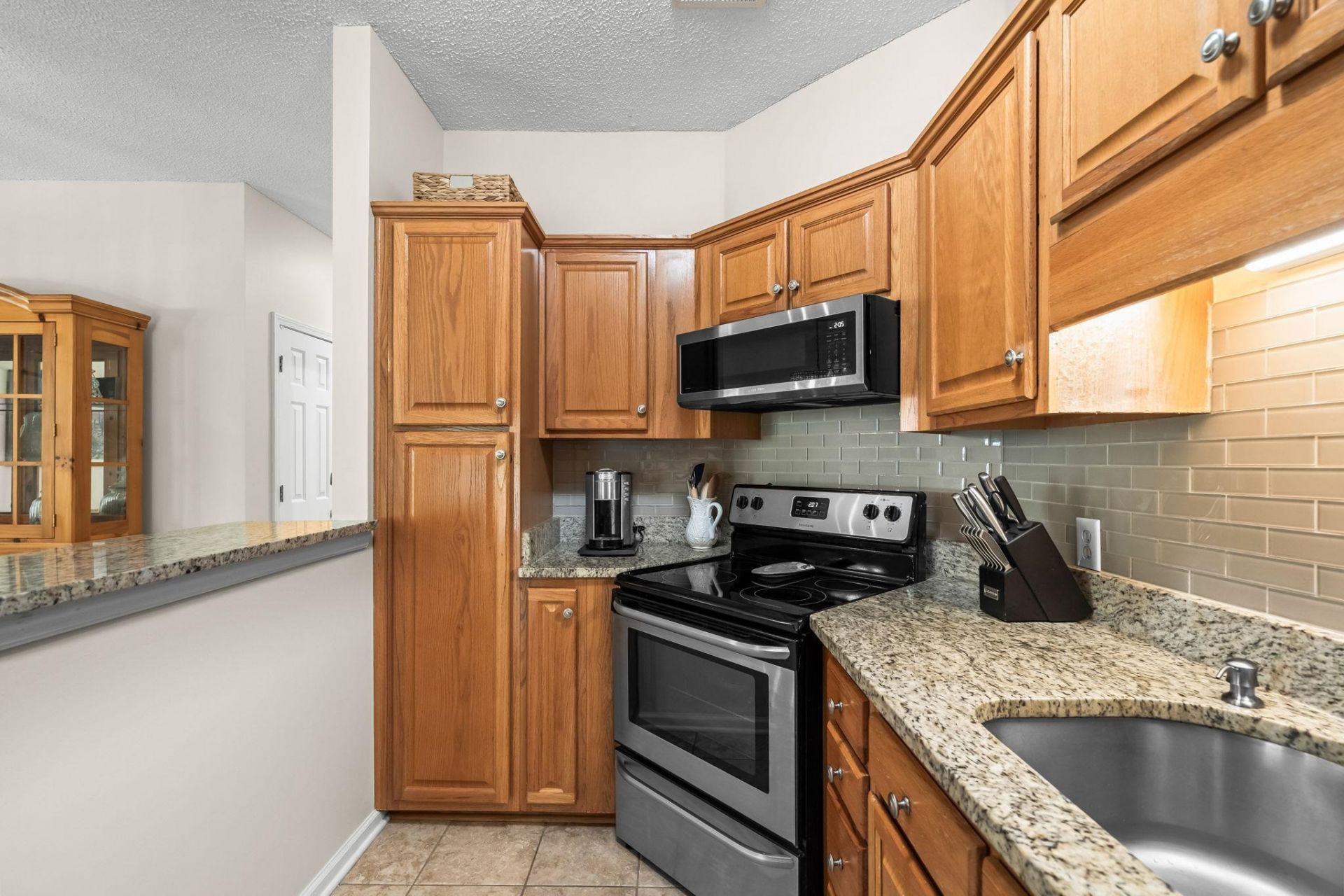 6111 Sweetwater Blvd. Photo 16