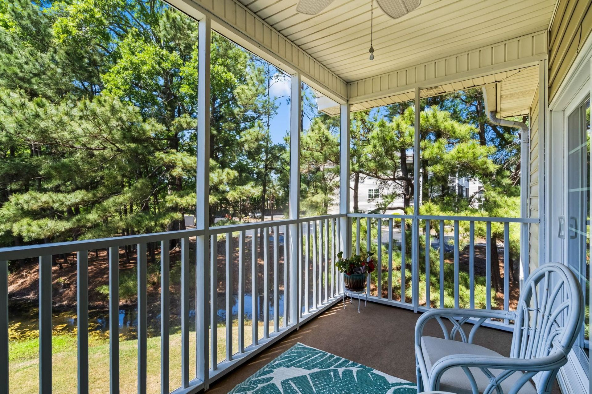 6111 Sweetwater Blvd. Photo 30