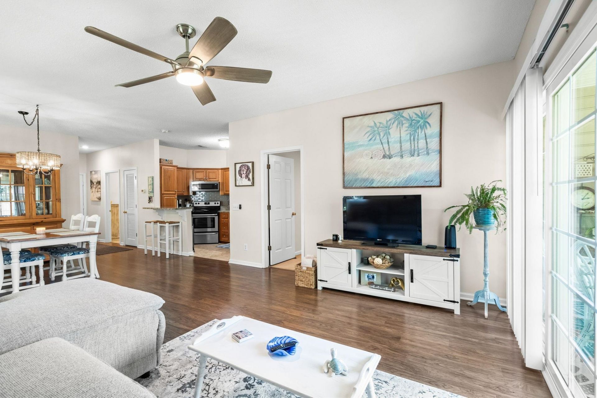 6111 Sweetwater Blvd. Photo 7