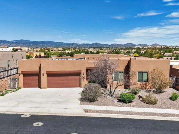 7 Caballo Viejo, Santa Fe, NM 87508