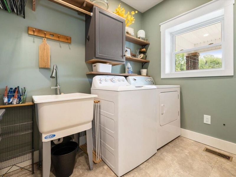 300 S Jefferson Street, Pitsburg, OH 45358 Photo 13