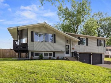 309 NE 88th Terrace, Kansas City, MO 64155