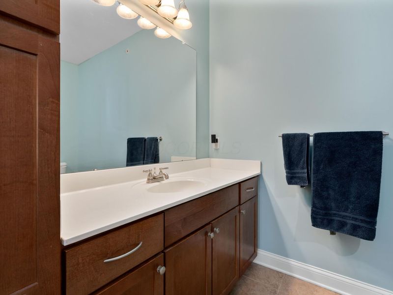 936 Perry Place, Unit 302, Columbus, OH 43215 Photo 14