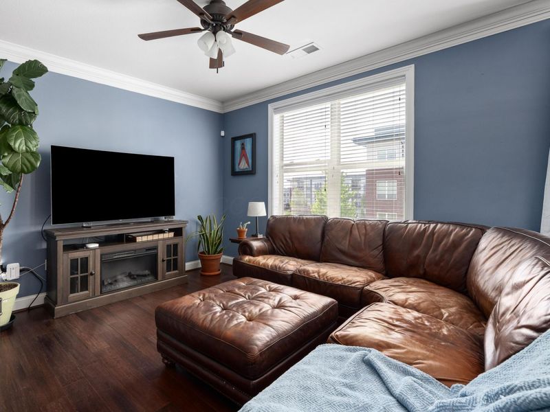 936 Perry Place, Unit 302, Columbus, OH 43215 Photo 17