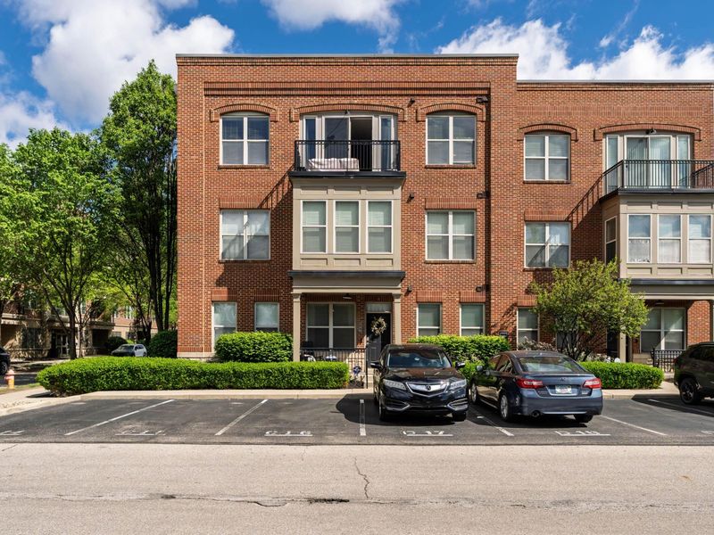 936 Perry Place, Unit 302, Columbus, OH 43215 Photo 2