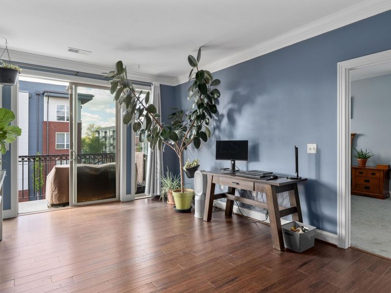 936 Perry Place, Unit 302, Columbus, OH 43215 Photo 9