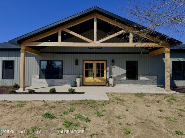 6736 Waldron Road, Sheridan, MI 48884