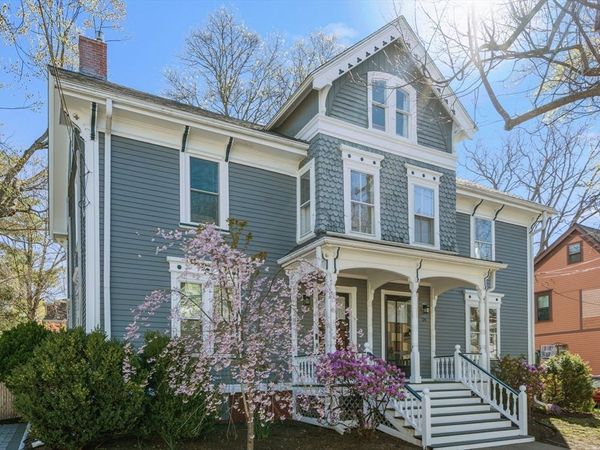 24 Otis St, Unit 24, Watertown, MA 02472