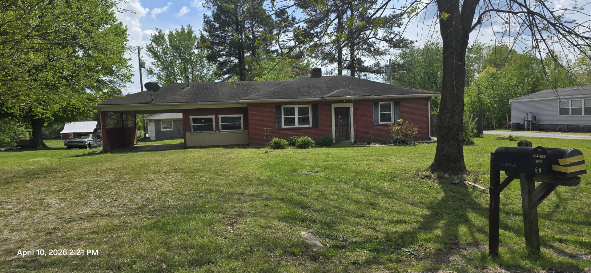 135 Cedar Lane, Mayfield, KY 42066 Main Photo
