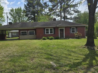 135 Cedar Lane, Mayfield, KY 42066
