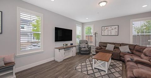 756 Silo St, Folsom, CA 95630 Photo